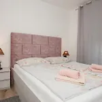 Bolero Apartman Rab Town