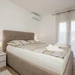 Bolero Apartman Rab Town