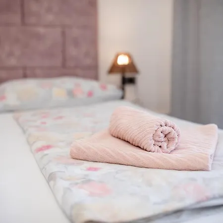 Apartment Bolero *